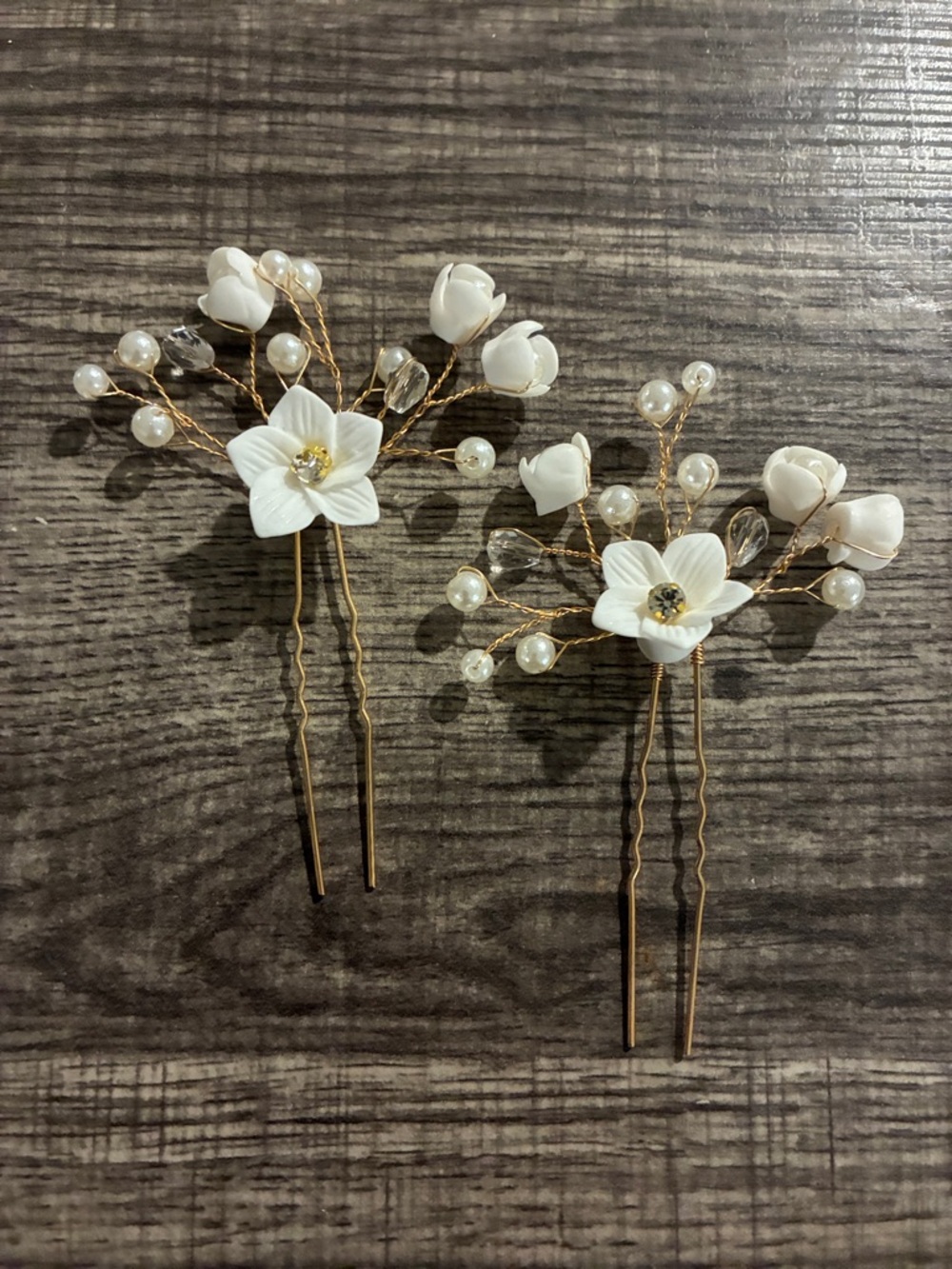 Elegant White Floral Pearl Hair Pins - Bridal Accessories